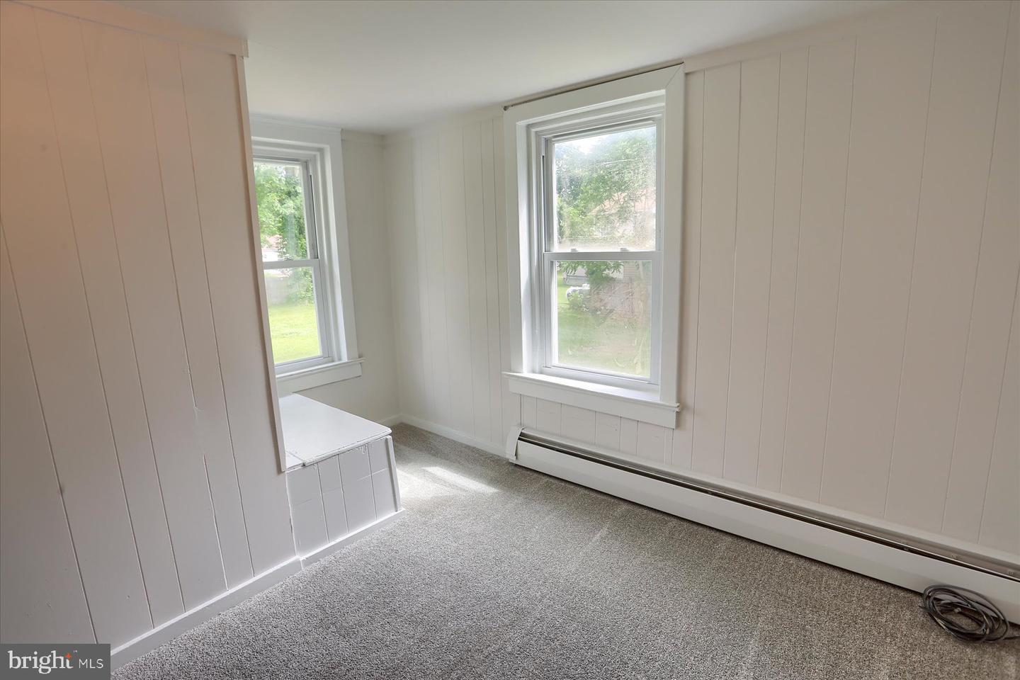907 George St Property Photo 29