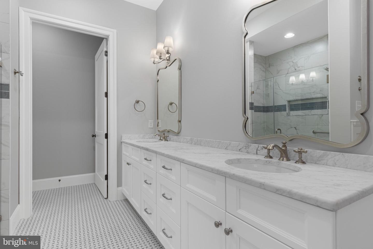 The Greenbriar Millstone Cir Property Photo 21