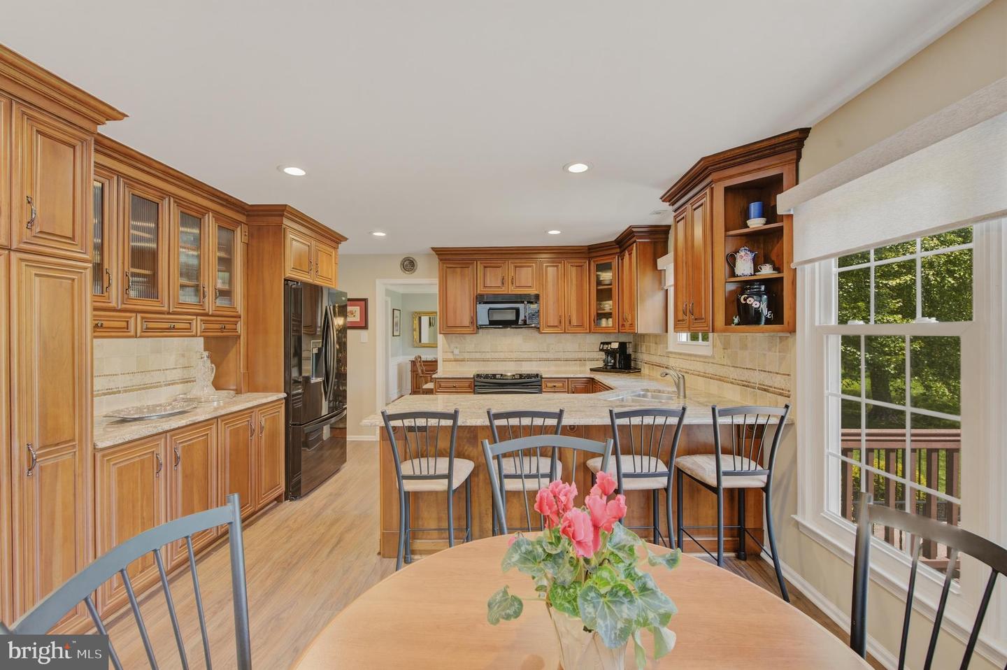 412 Deep Willow Dr Property Photo 13