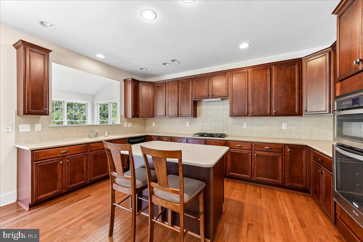 609 Winston Ln Property Photo 10