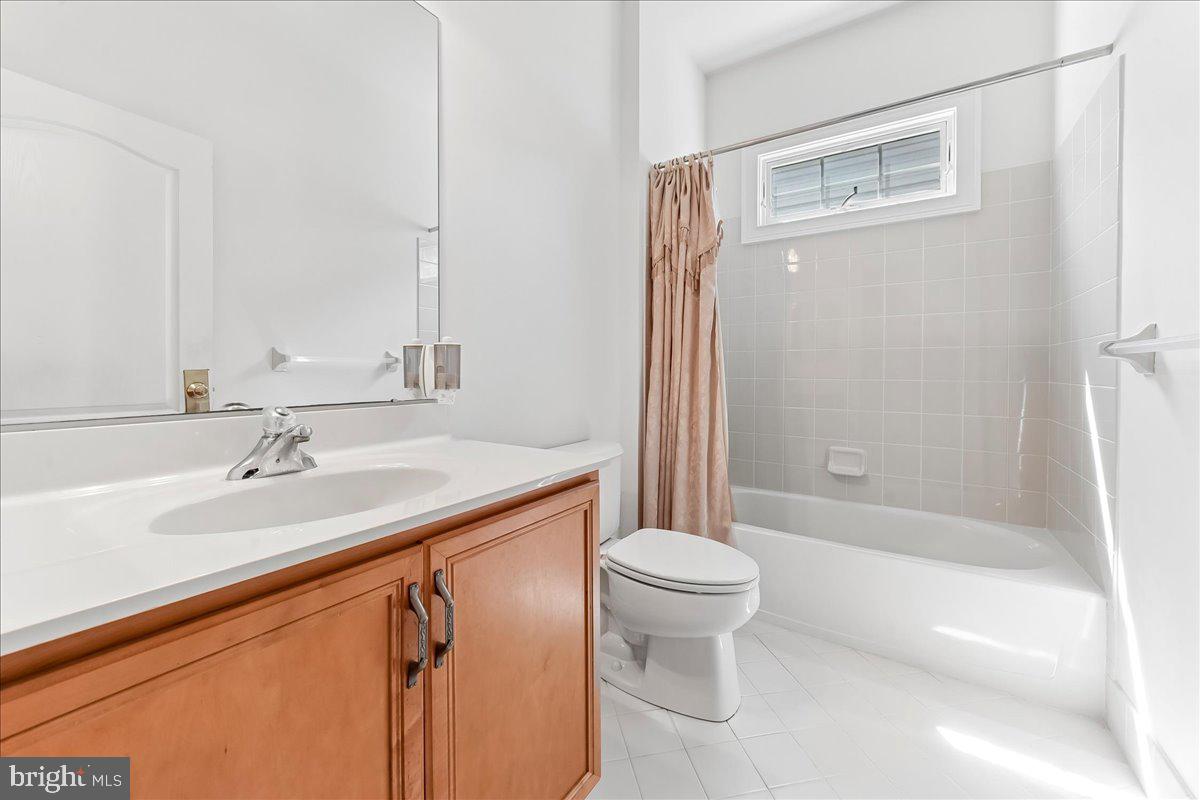 609 Winston Ln Property Photo 17