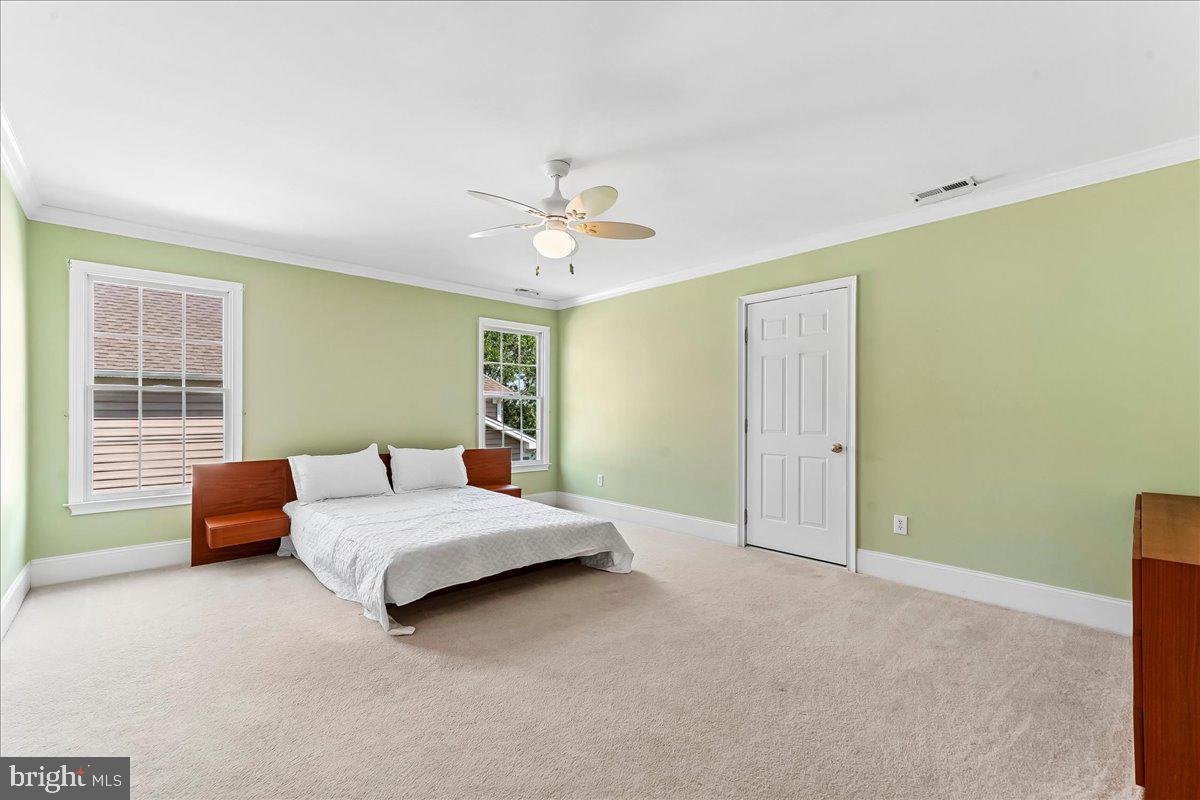 609 Winston Ln Property Photo 20