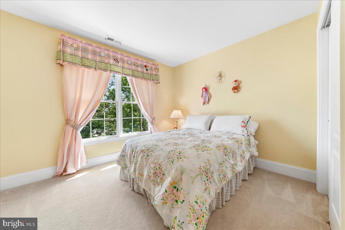 609 Winston Ln Property Photo 26