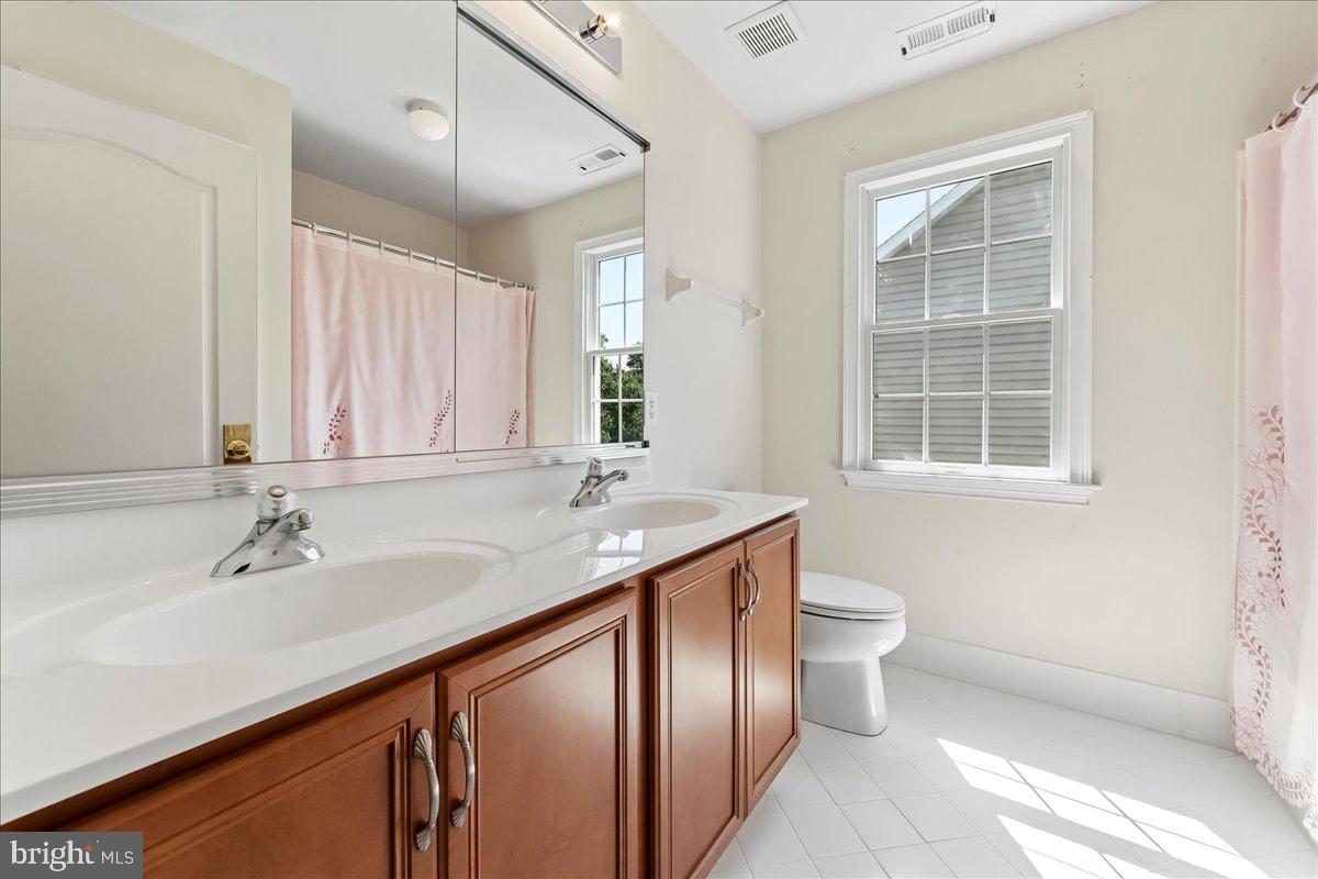 609 Winston Ln Property Photo 27