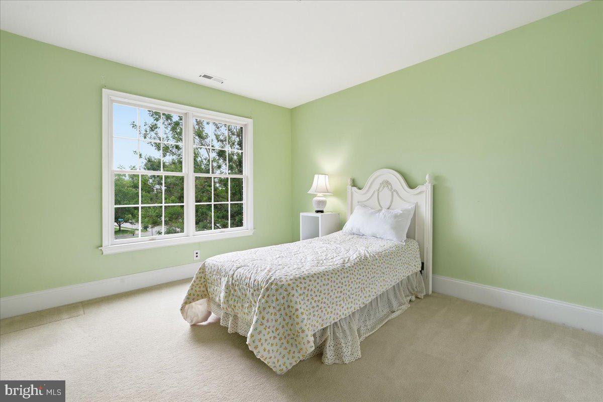 609 Winston Ln Property Photo 31