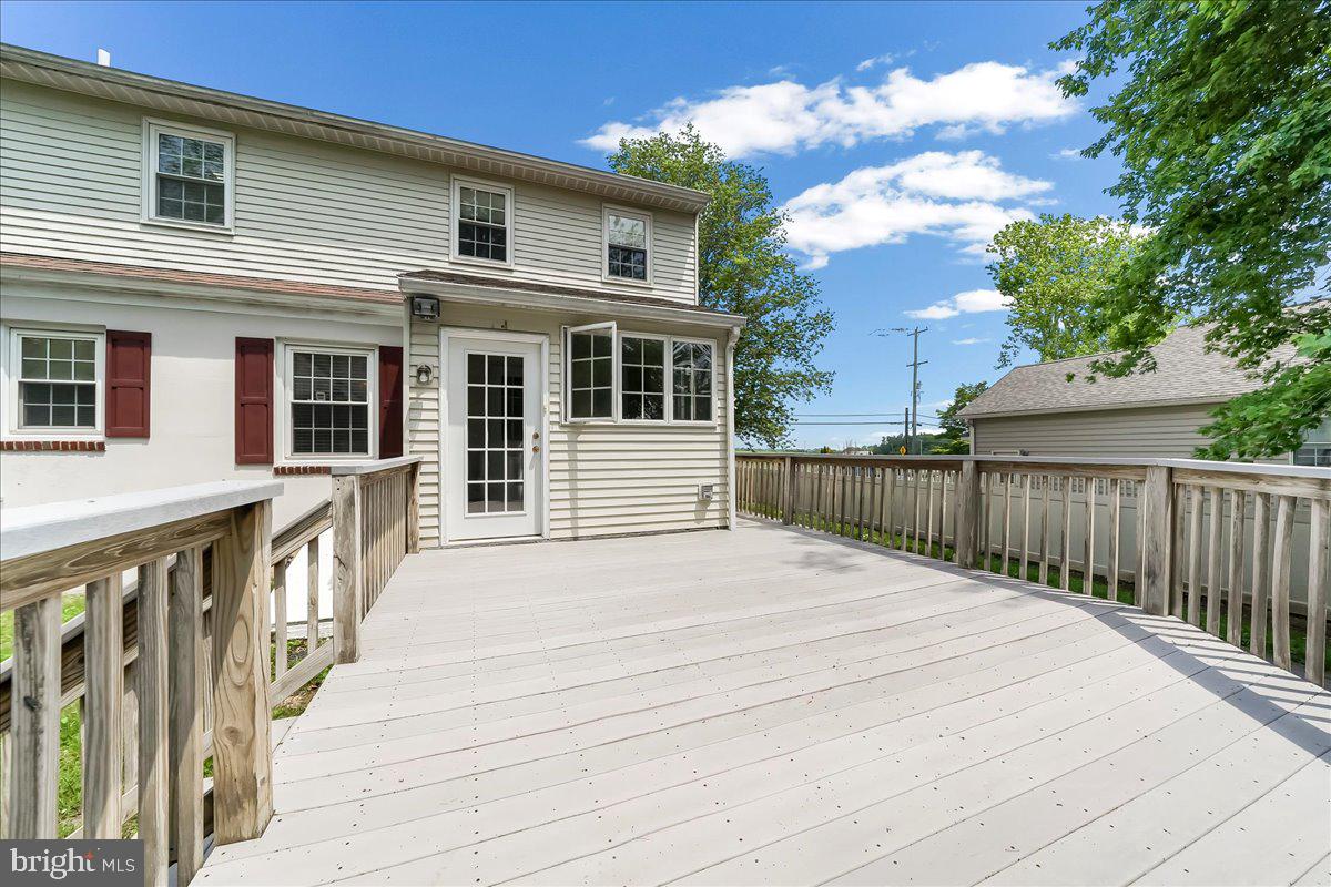 3060 Manor Rd Property Photo 43