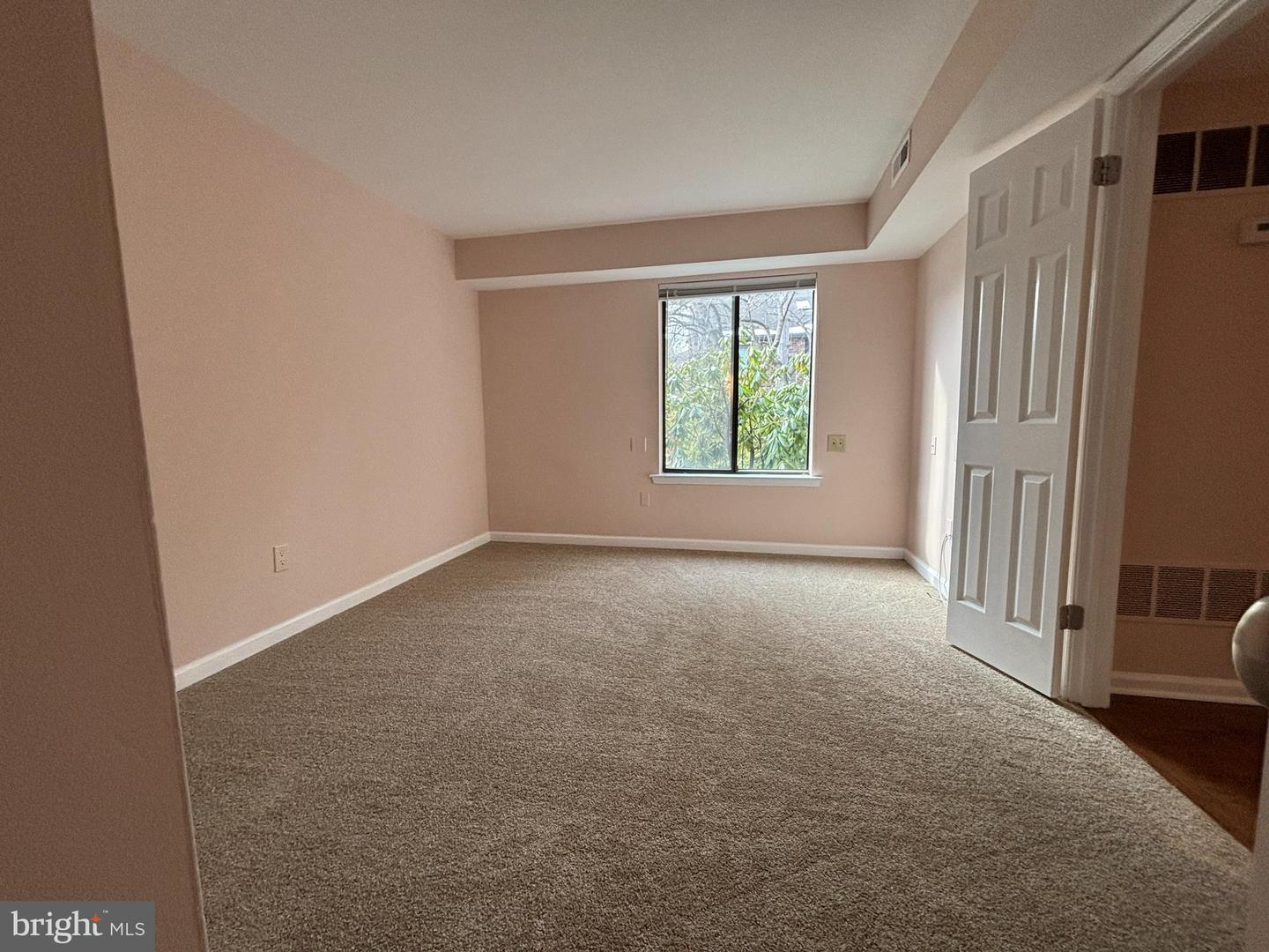 303 Mountainview Dr #303 Property Photo 6