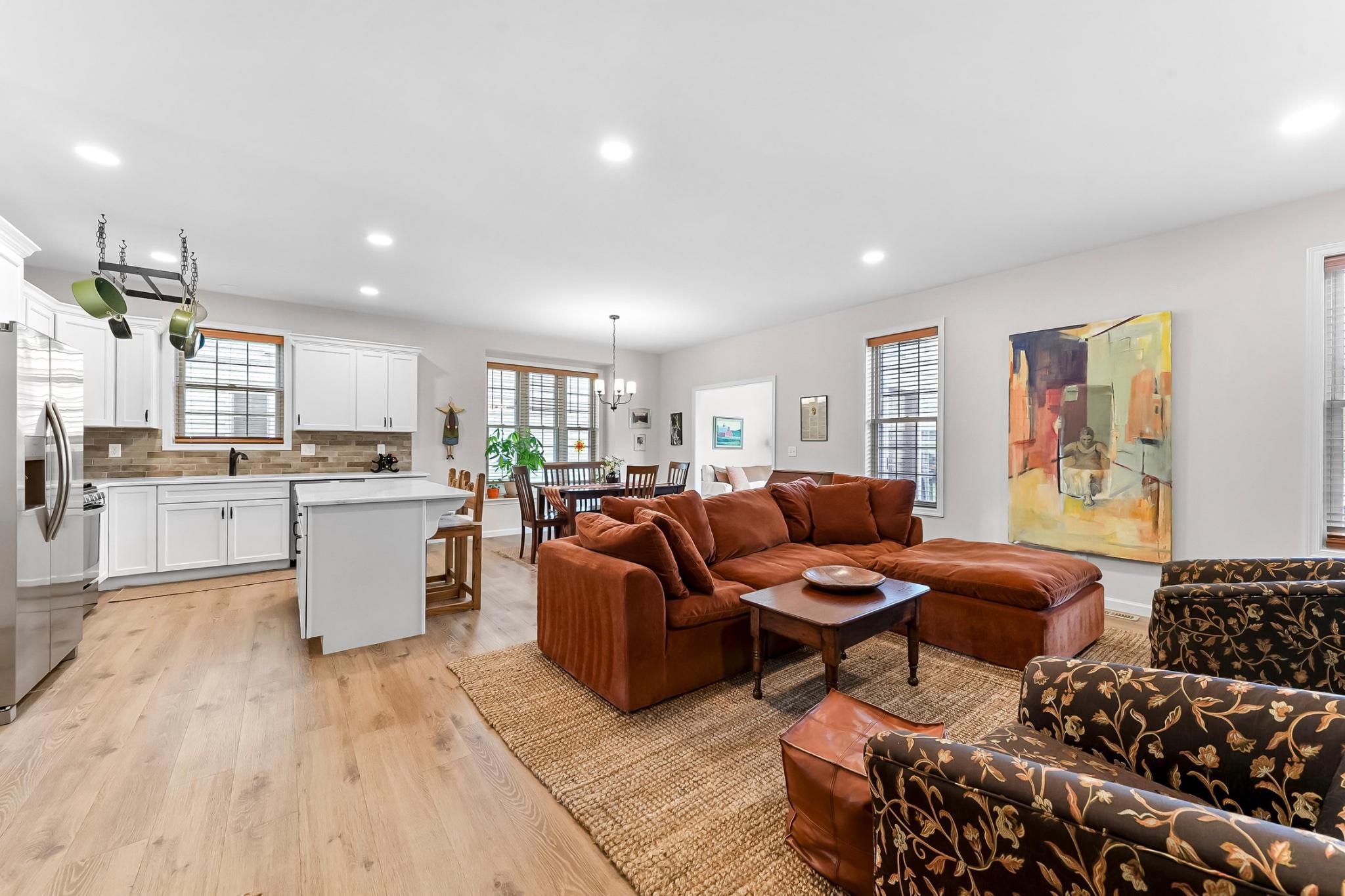 614 Greenbriar Path Property Photo 8