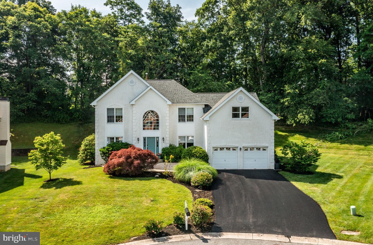 1361 Wooded Knls Property Photo 2