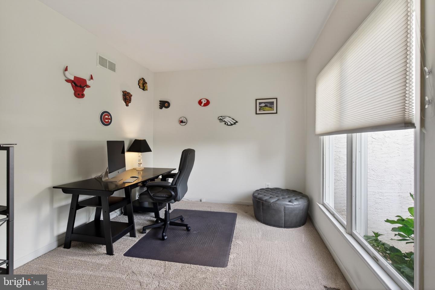 1361 Wooded Knls Property Photo 9