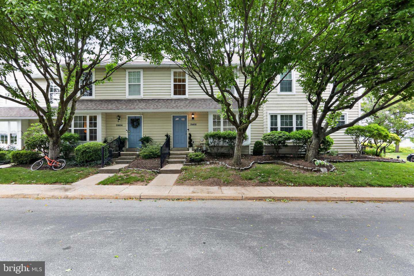 2402 Mallard Ln Property Photo 1