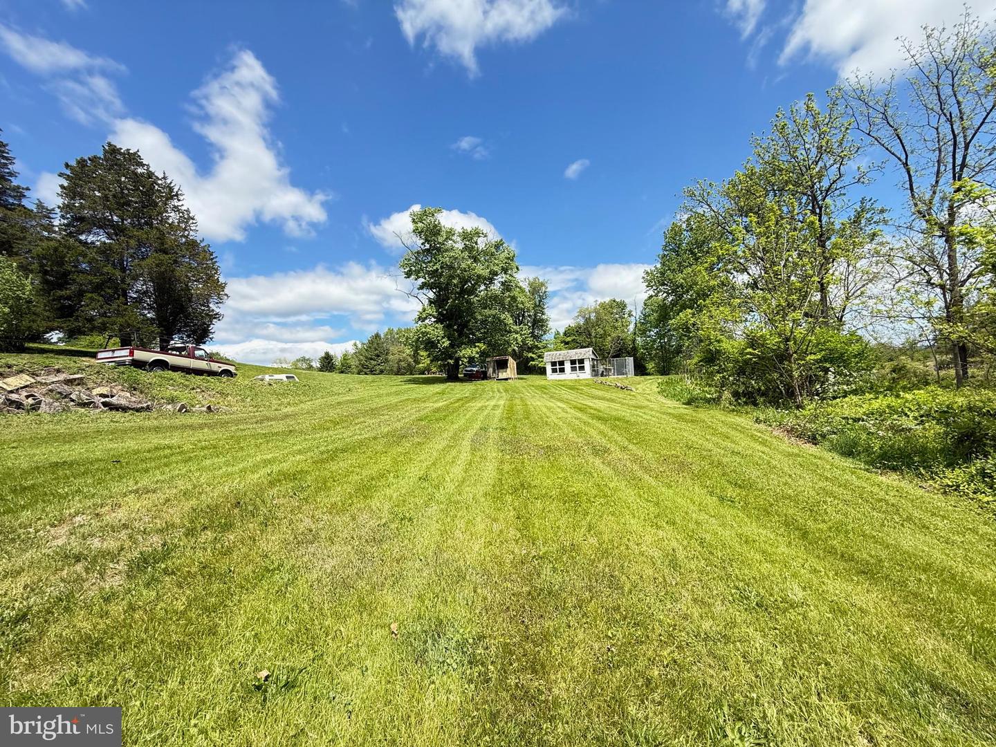 1271 Temple Rd Property Photo 4