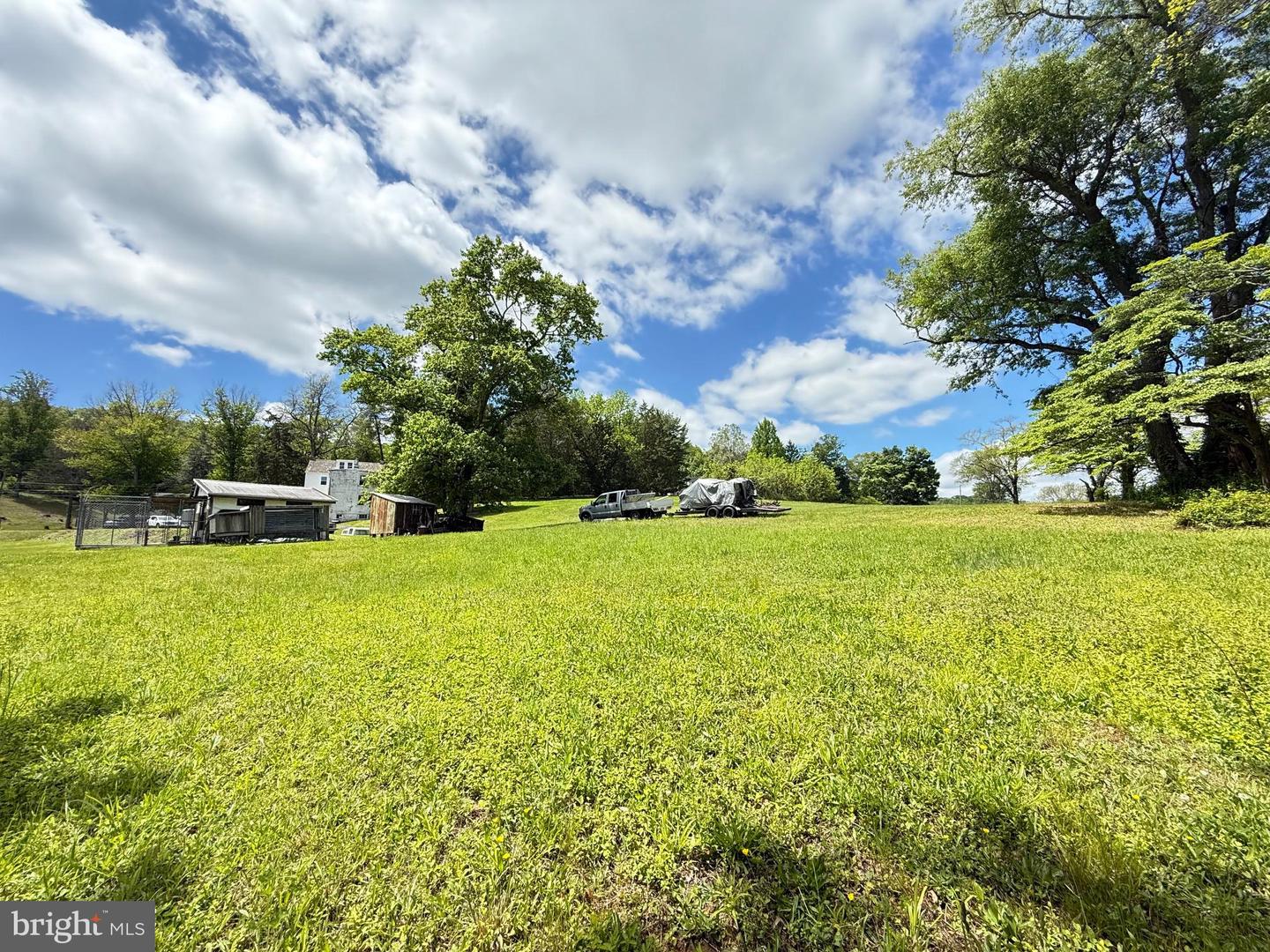 1271 Temple Rd Property Photo 6