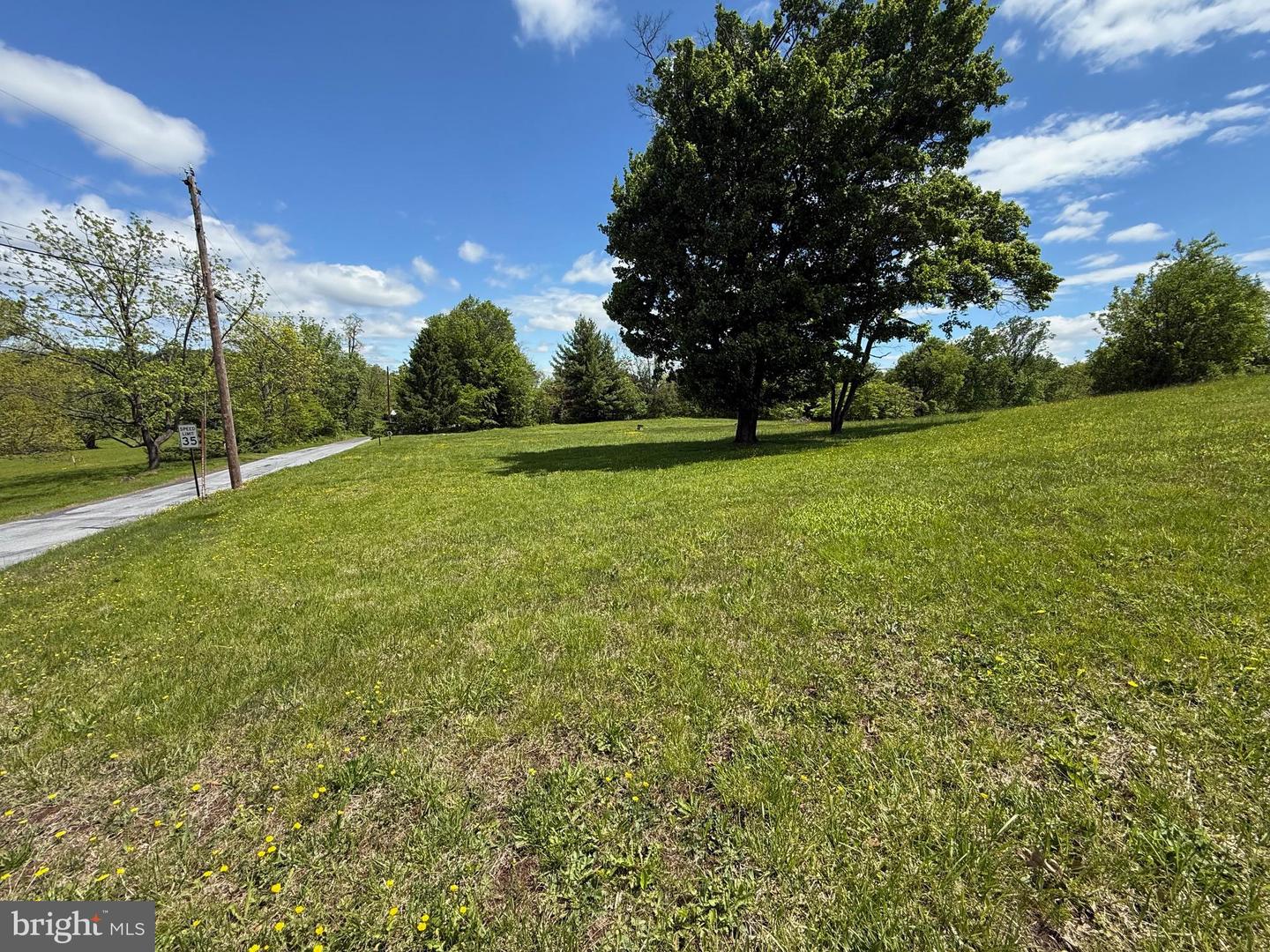 1271 Temple Rd Property Photo 10
