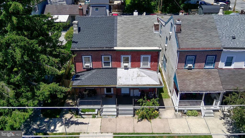 521 E Barnard St Property Photo 18