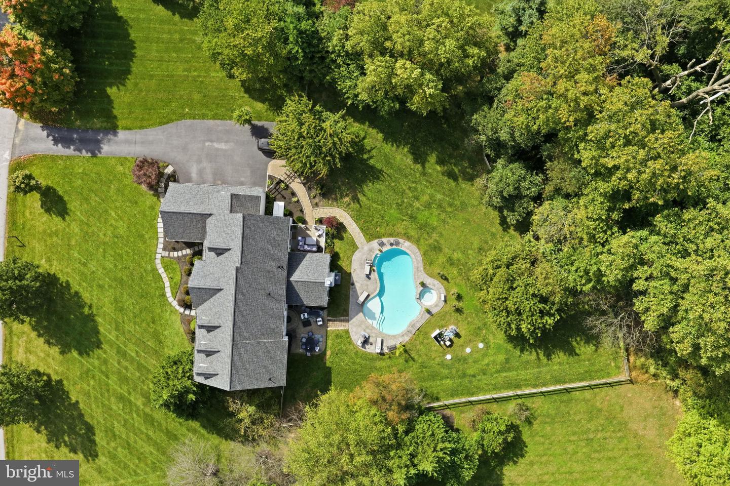 1704 Chantilly Ln Property Photo 67