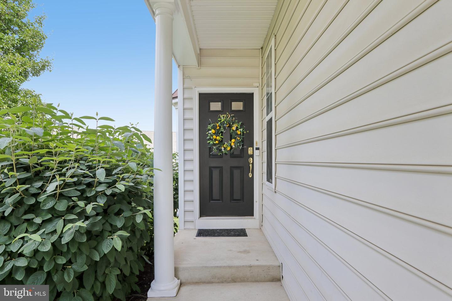 2725 Shelburne Rd Property Photo 3