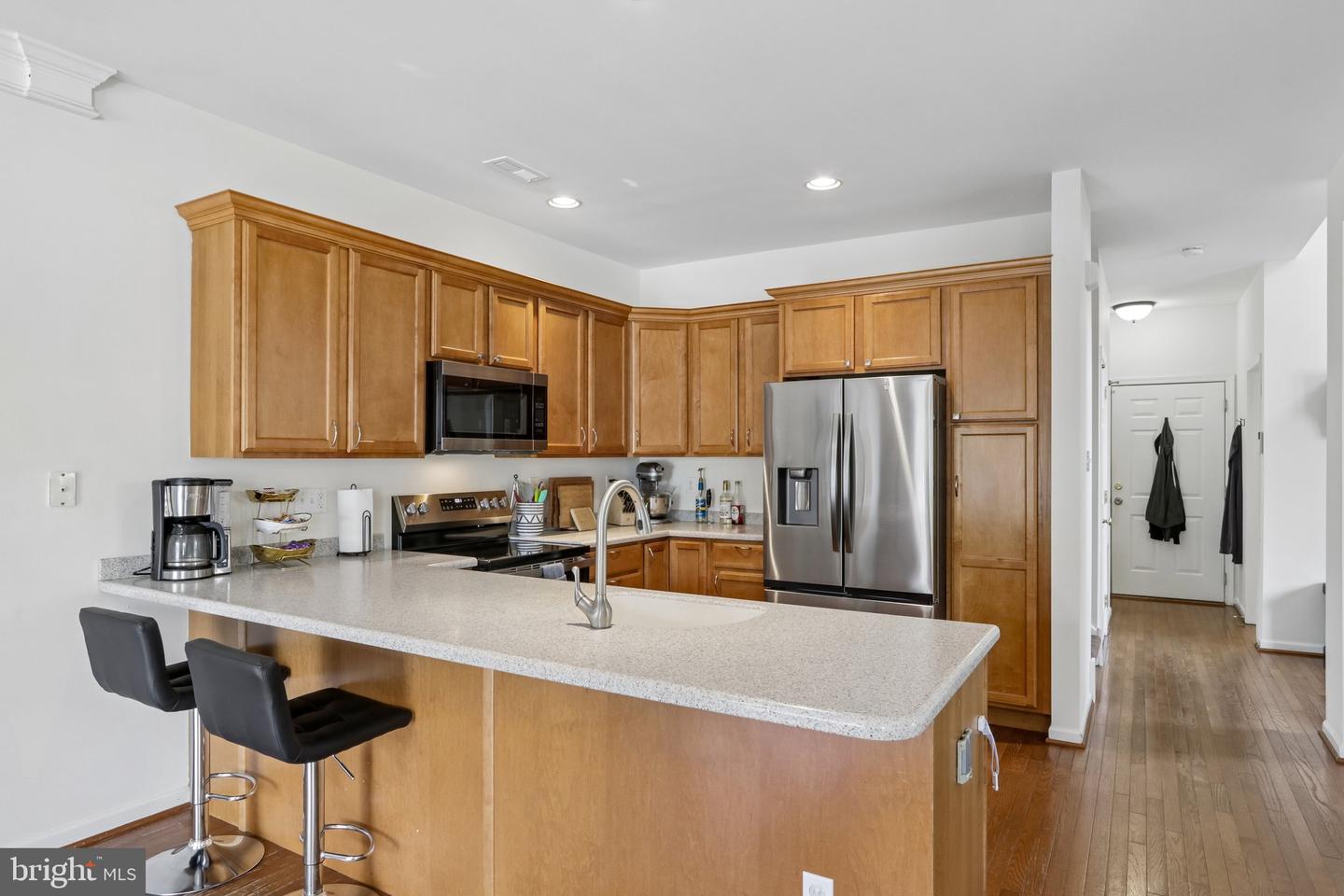 2725 Shelburne Rd Property Photo 8