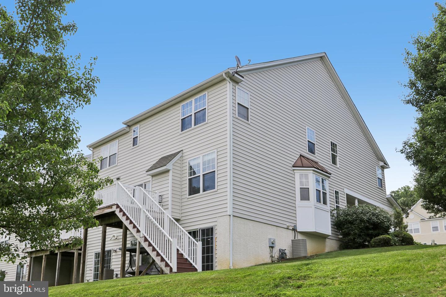 2725 Shelburne Rd Property Photo 32