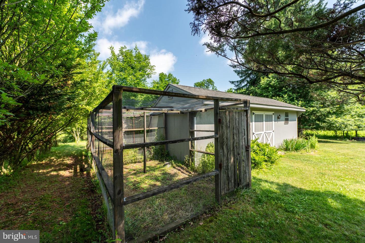 10 Sunset Ln Property Photo 33