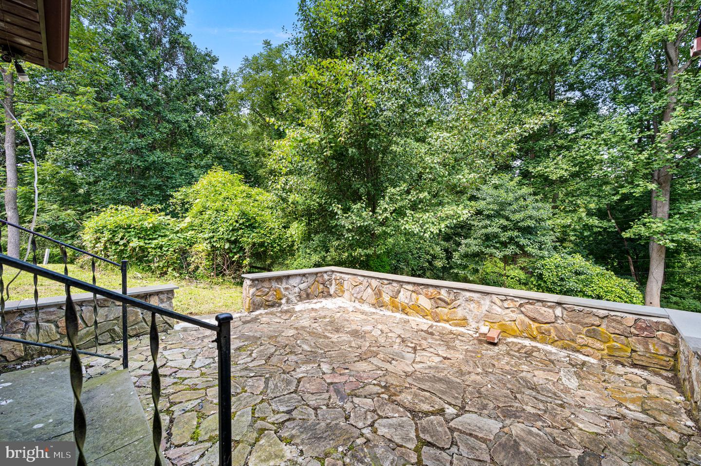 25 E Pennsbury Way Property Photo 24