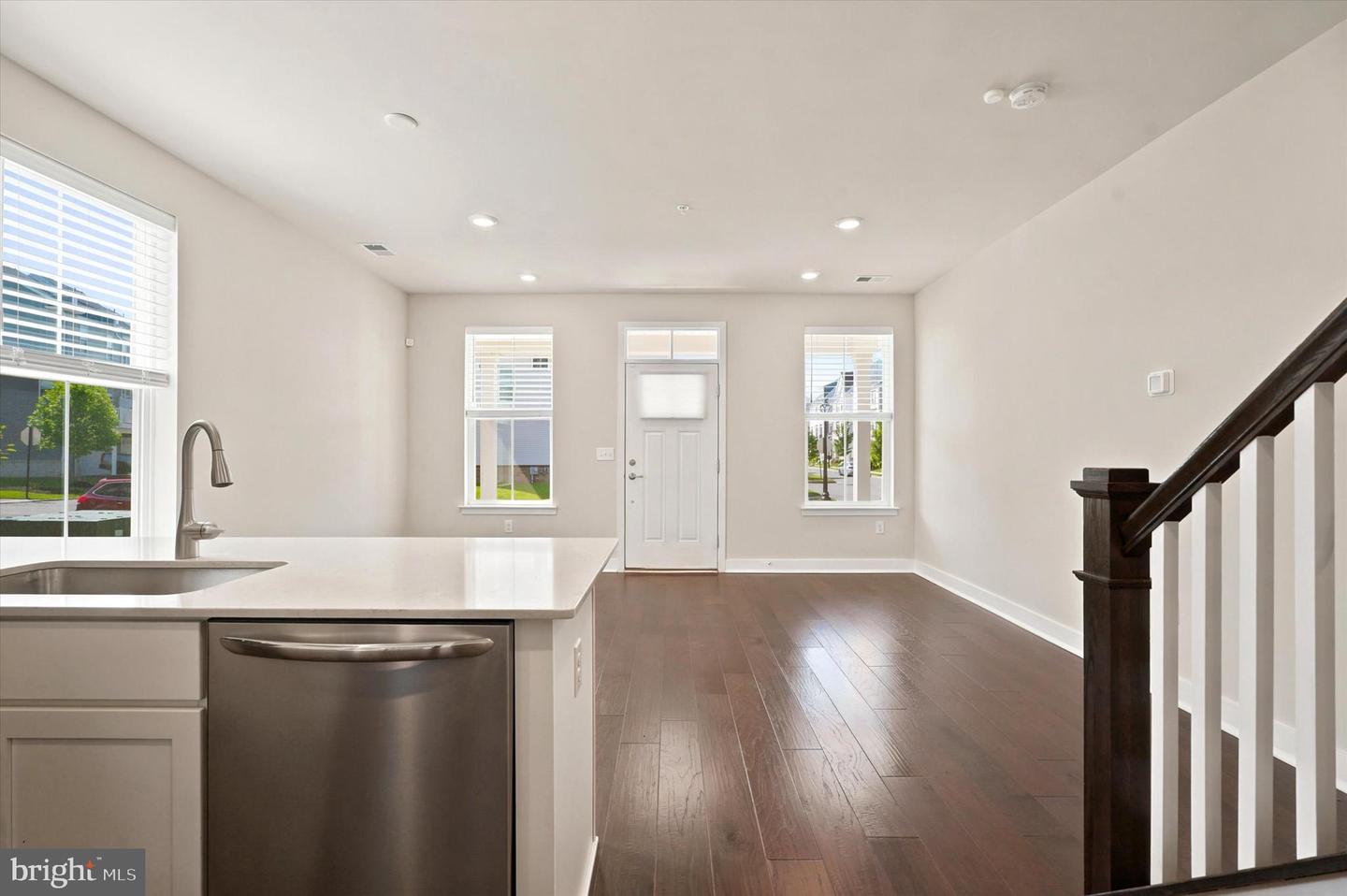 361 Foundry St Property Photo 5