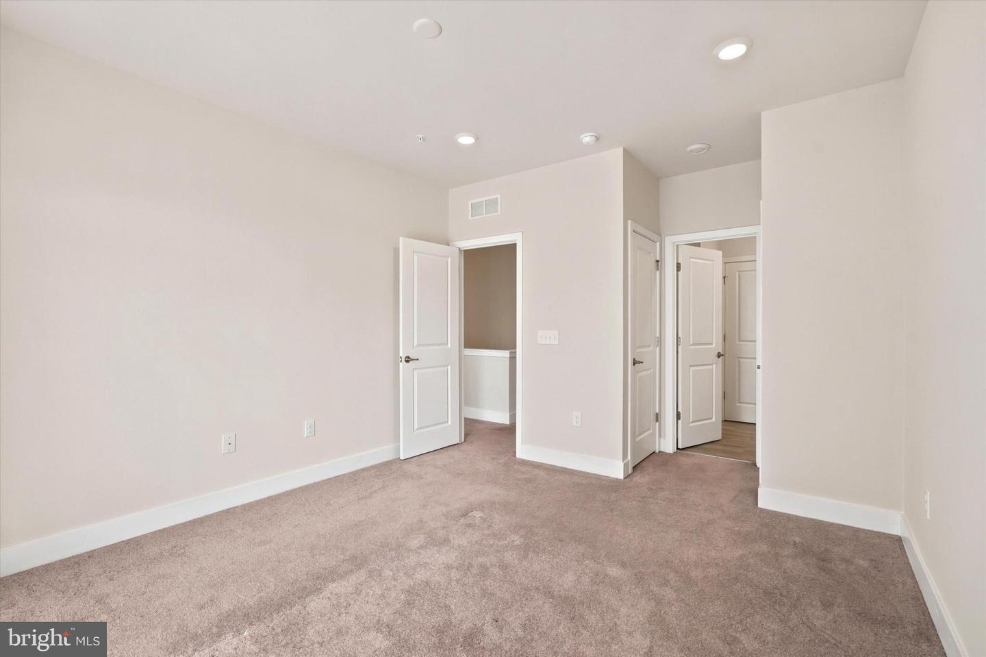 361 Foundry St Property Photo 11