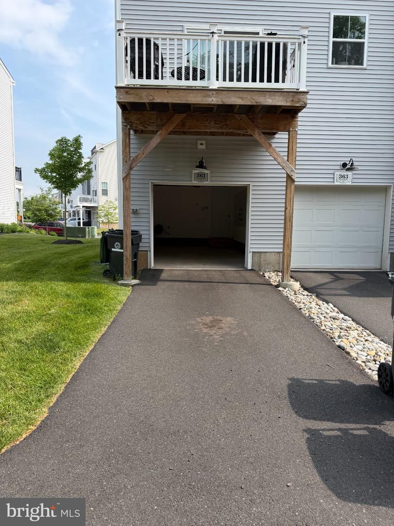 361 Foundry St Property Photo 18