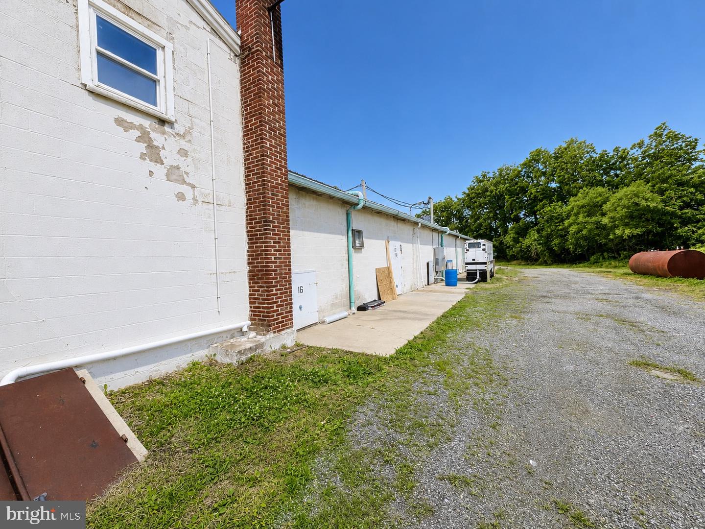 603-611 Rosedale Rd Property Photo 3