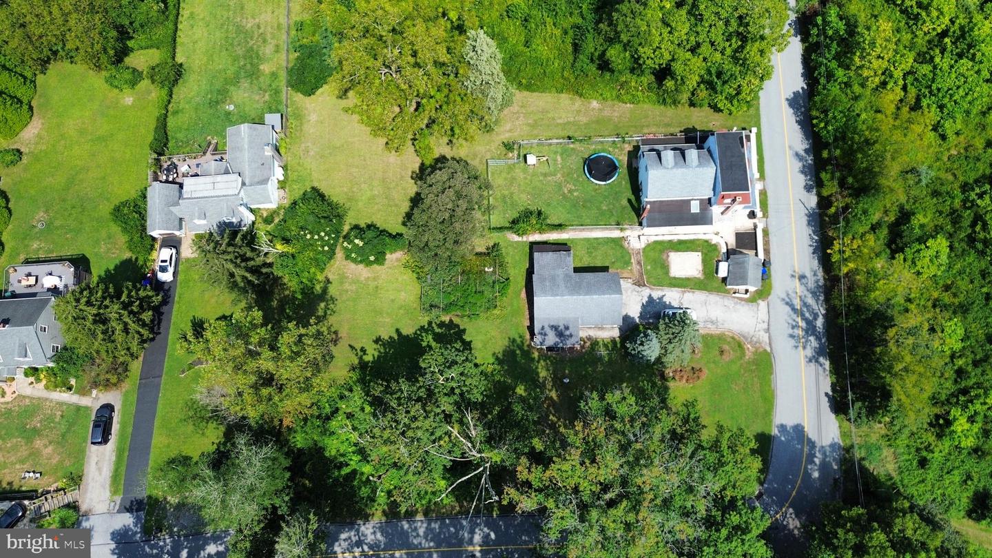 50 Colonial Springs Rd Property Photo 11