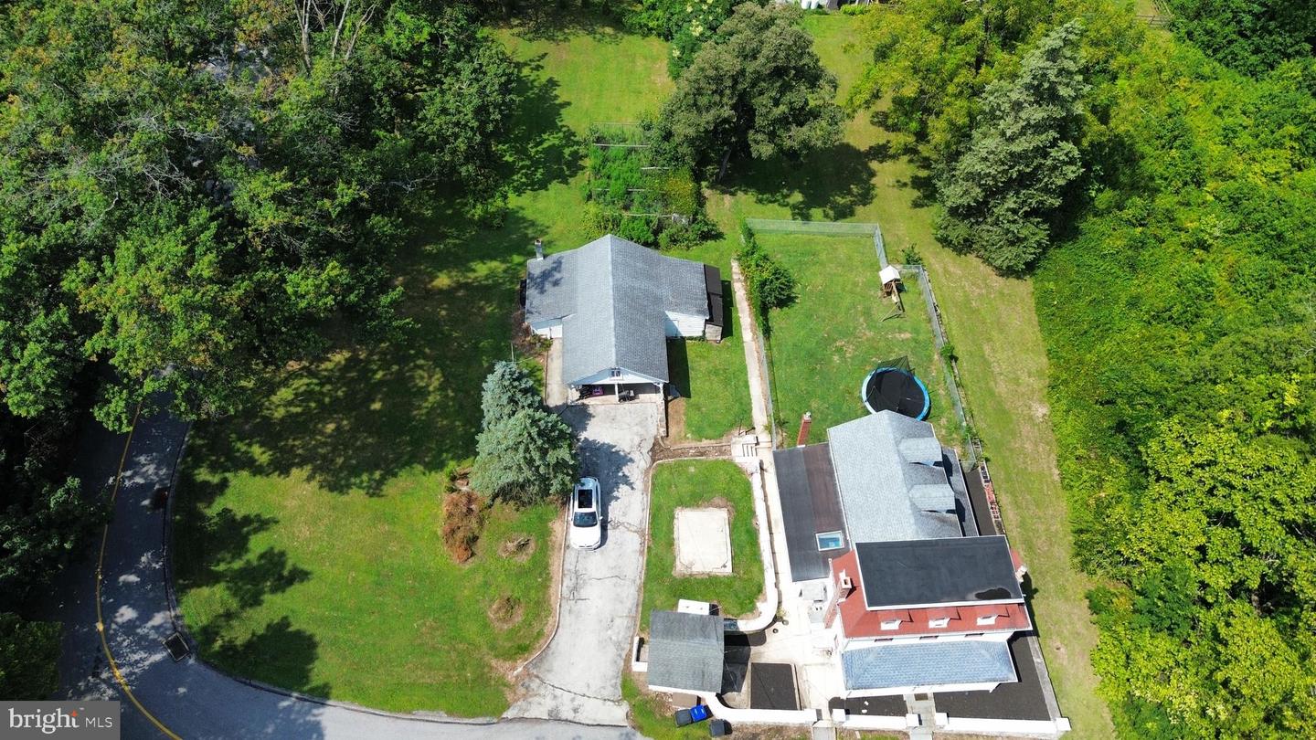 50 Colonial Springs Rd Property Photo 12