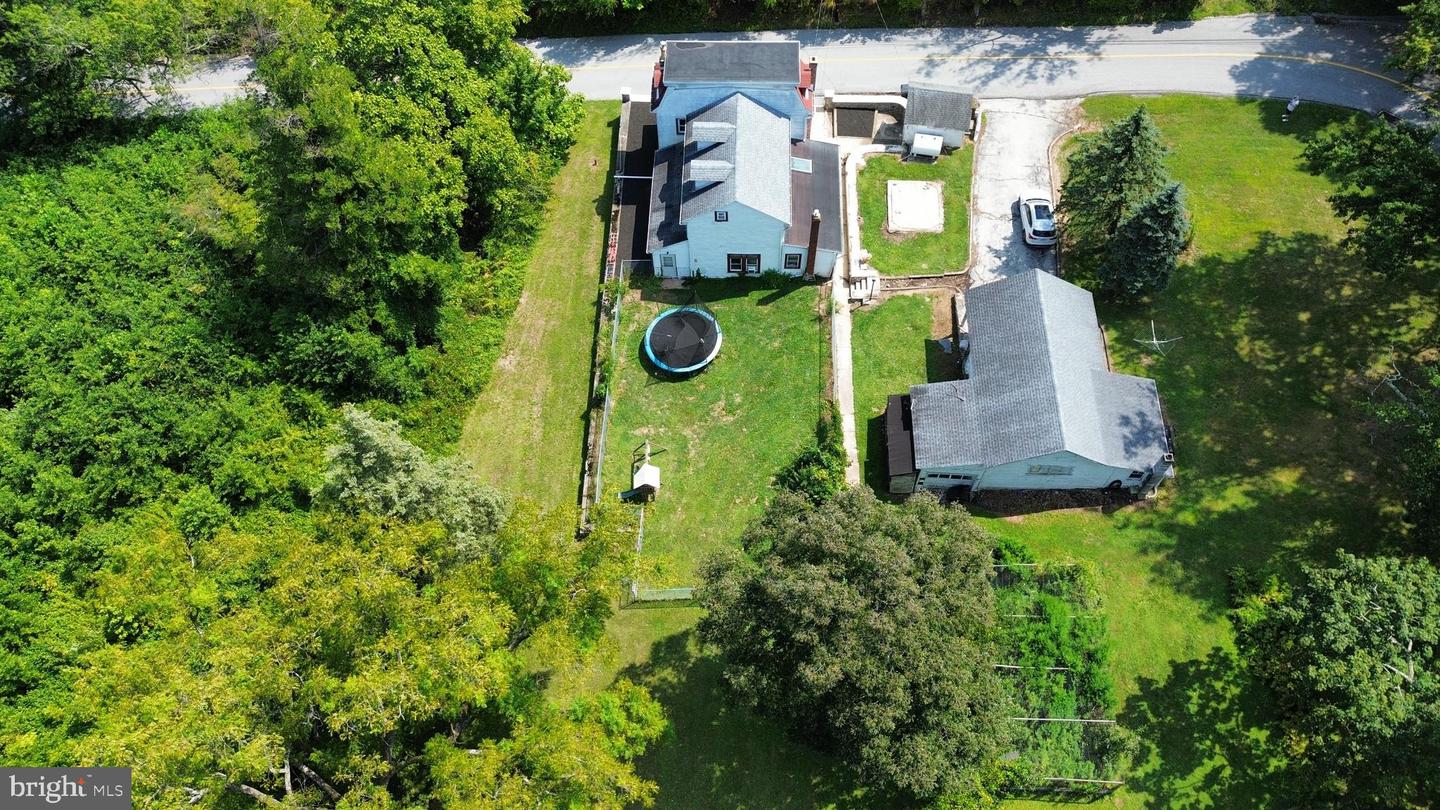 50 Colonial Springs Rd Property Photo 13