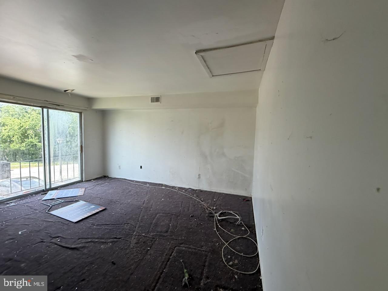 215 Andrew Rd Property Photo 12