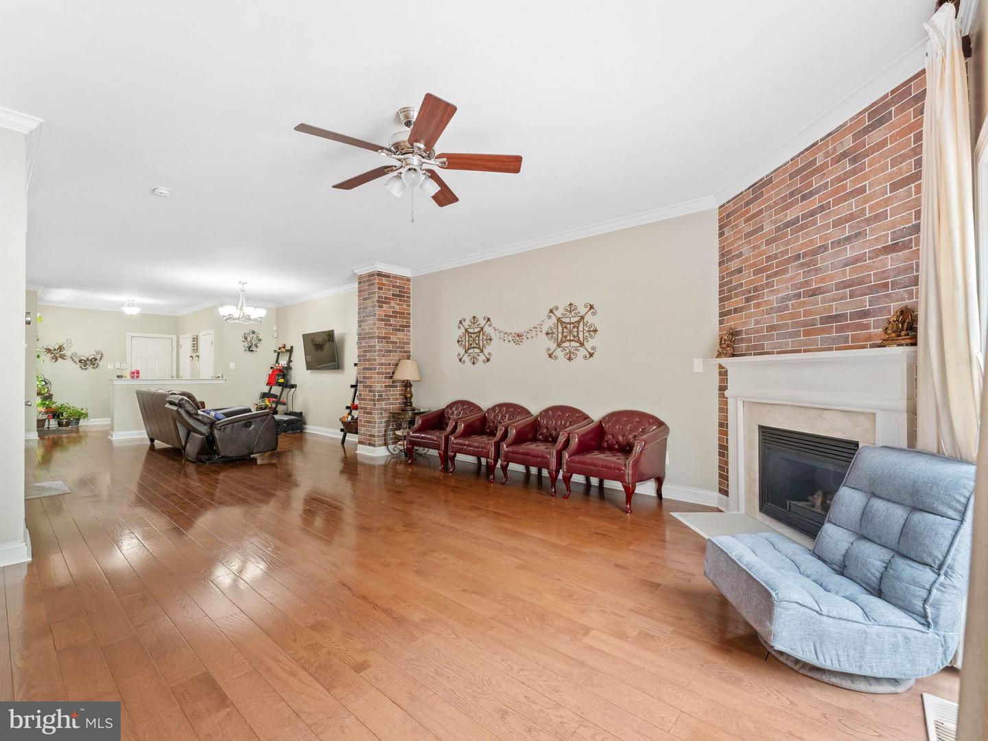 1214 Derry Ln Property Photo 11