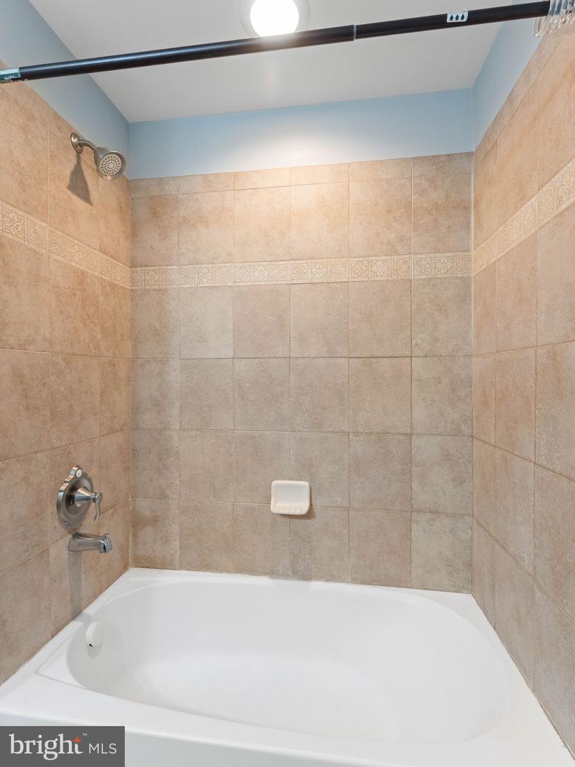 1214 Derry Ln Property Photo 25