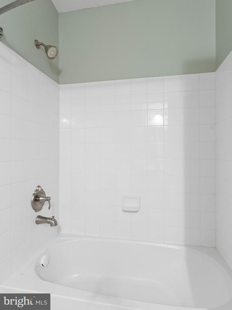 1214 Derry Ln Property Photo 32