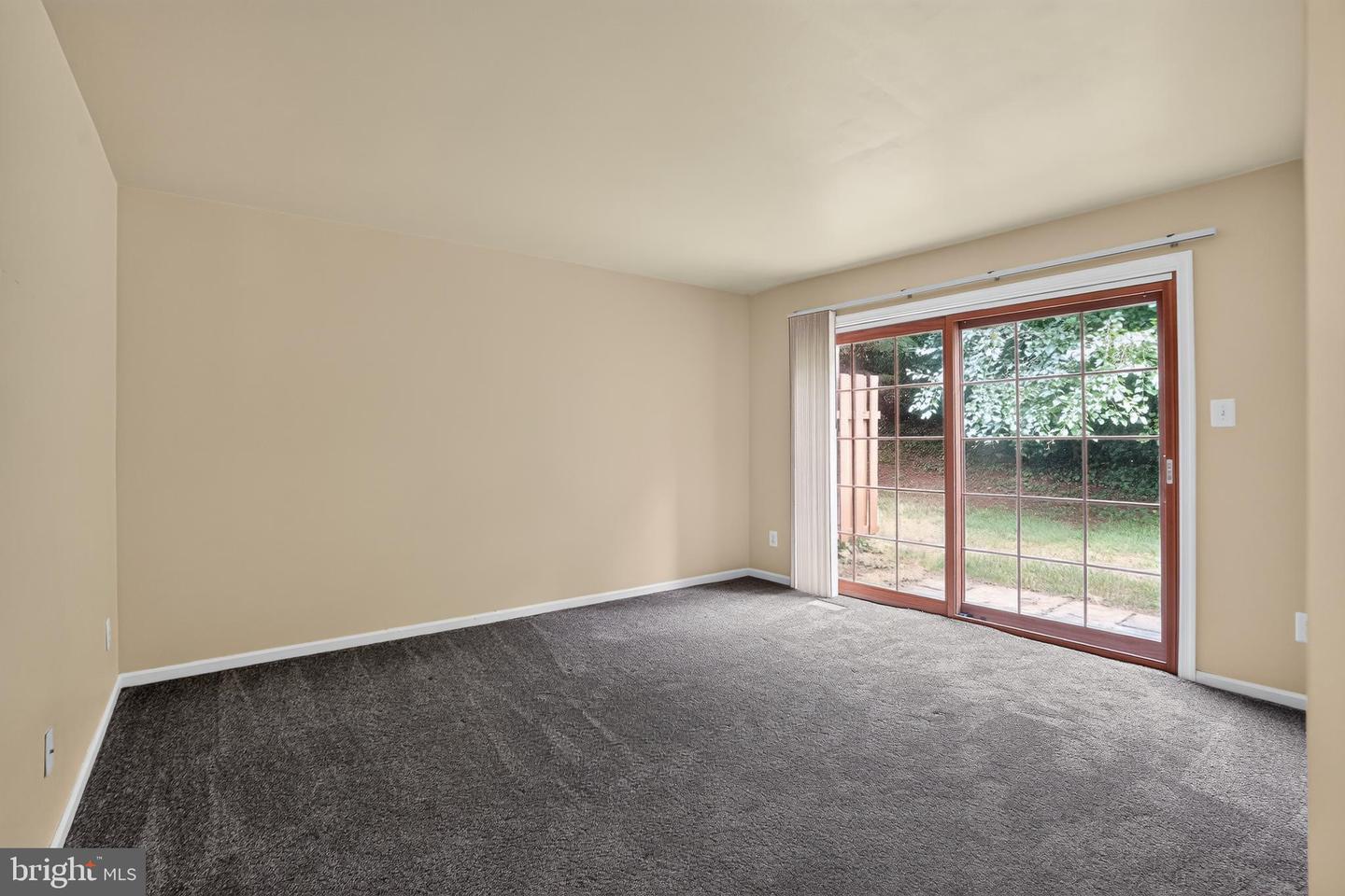 407 Everest Cir #407 Property Photo 24