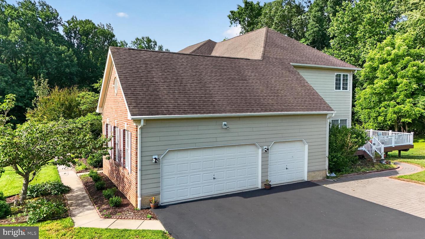 1464 W Stonington Property Photo 8