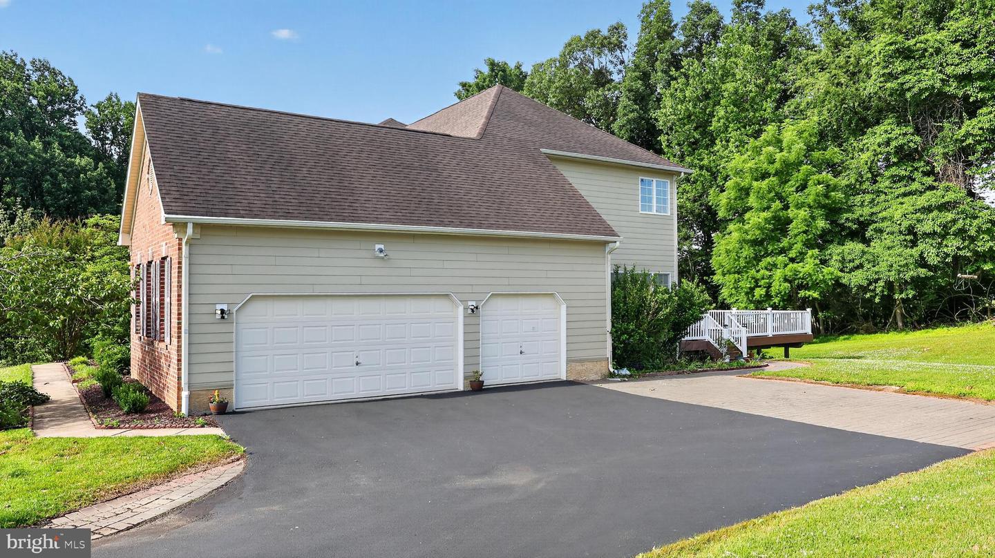 1464 W Stonington Property Photo 9