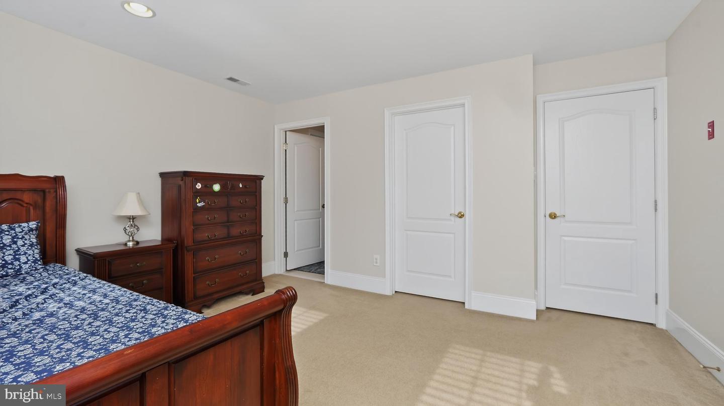1464 W Stonington Property Photo 42