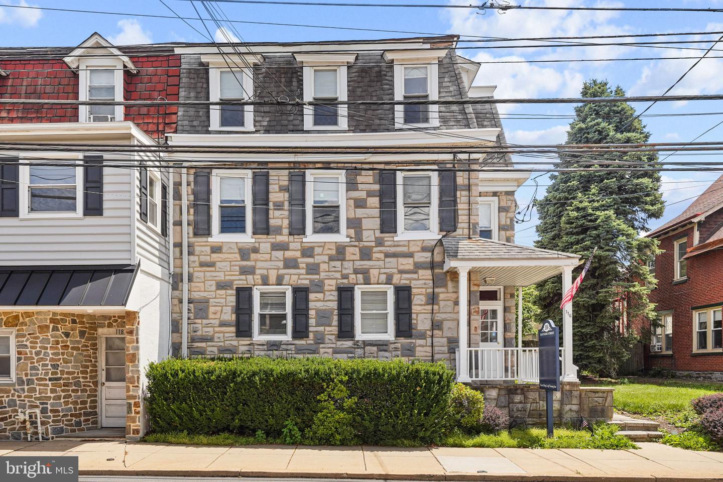 116 E King St Property Photo 4