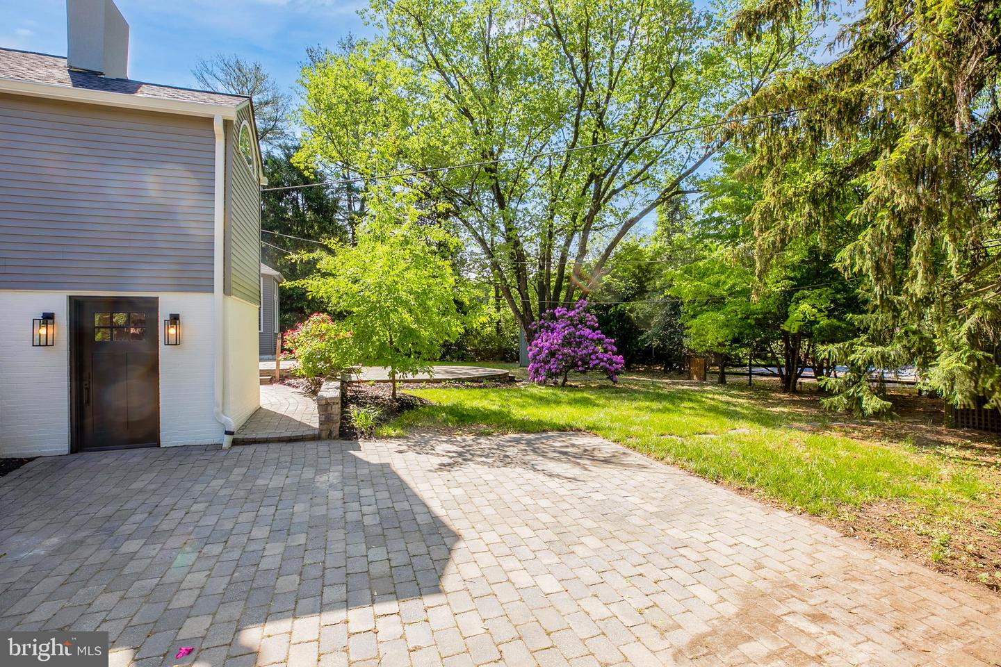 1110 W Valley Rd Property Photo 82