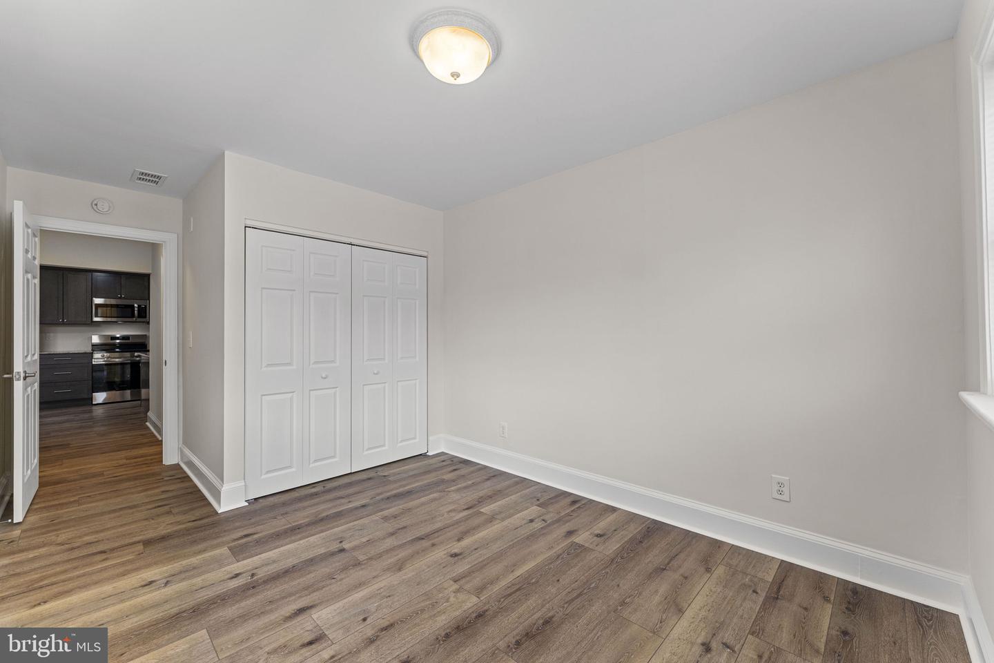 116 E King St Property Photo 15