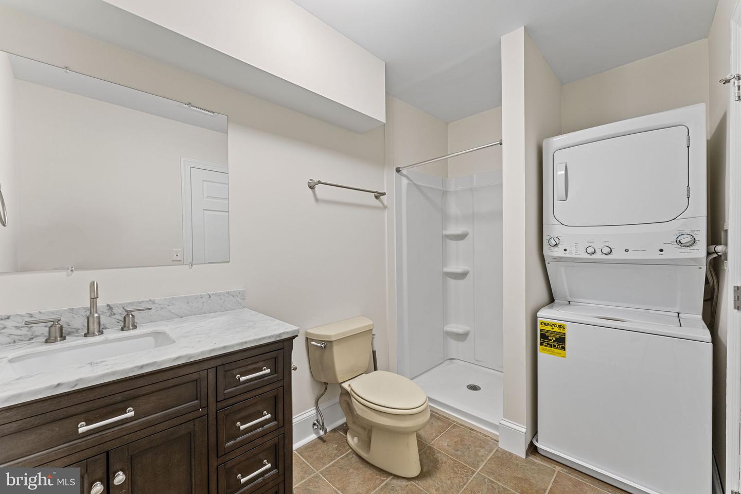 116 E King St Property Photo 16