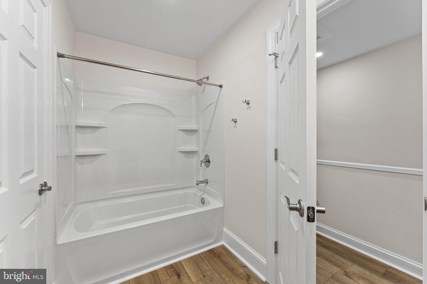 116 E King St Property Photo 22