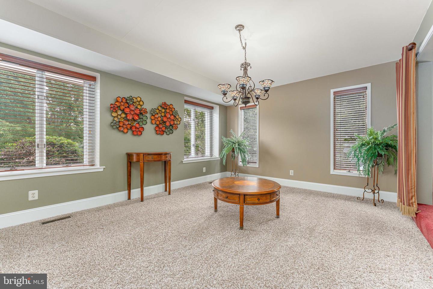 273 Spring Run Ln Property Photo 11