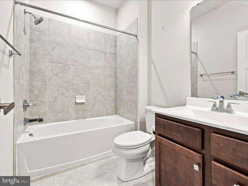 711 Quarry Point Rd Property Photo 10