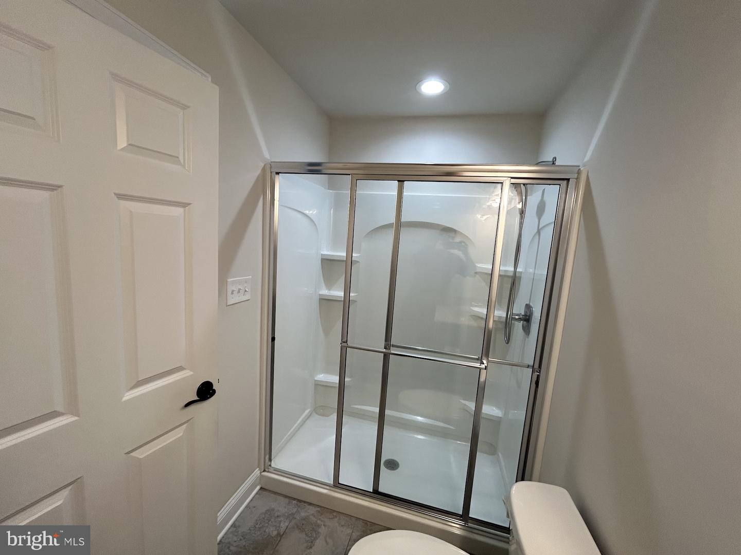 512 Lewis St Property Photo 54