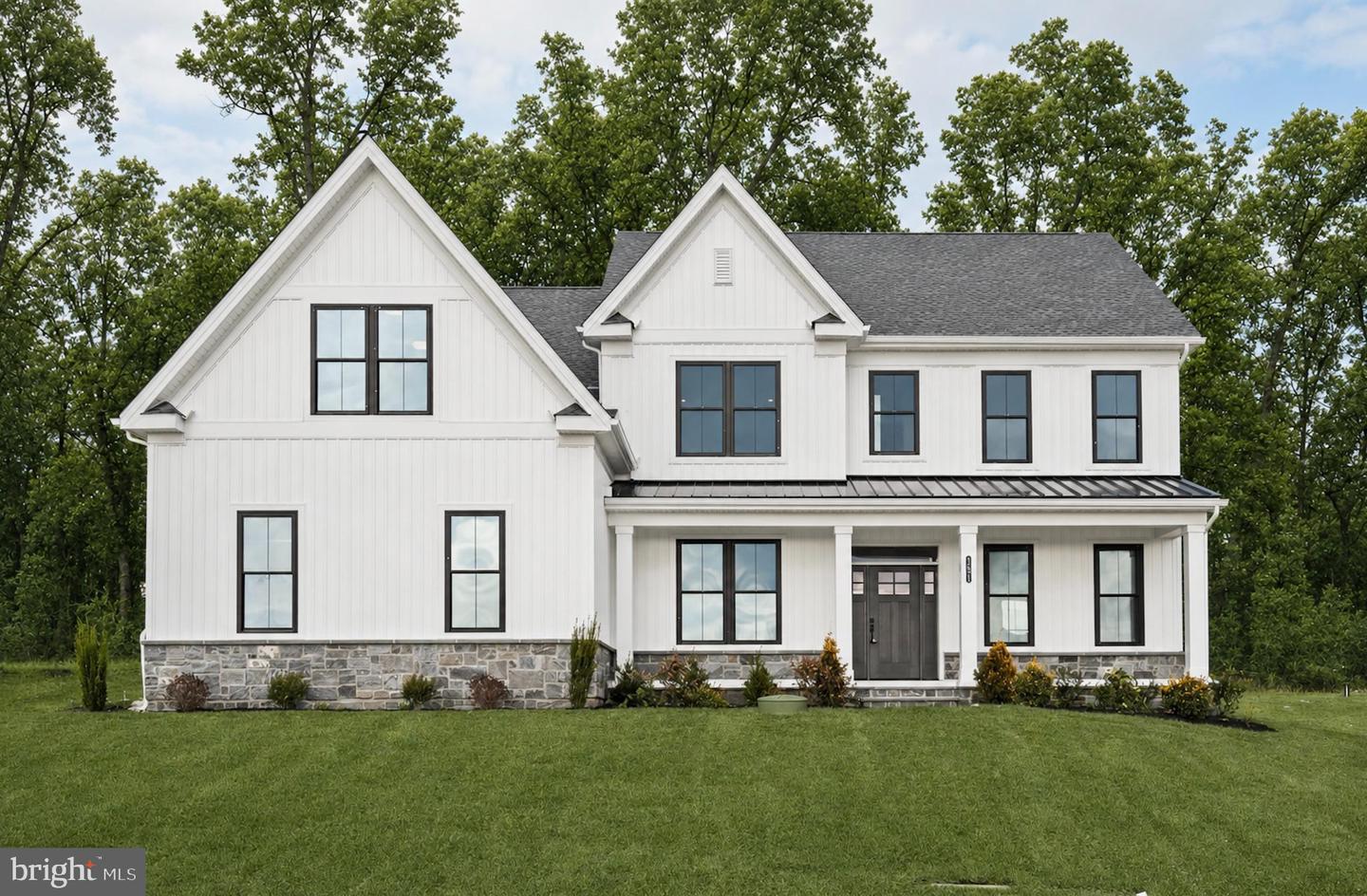 151 Lexington Manor #lot 10 Property Photo 1