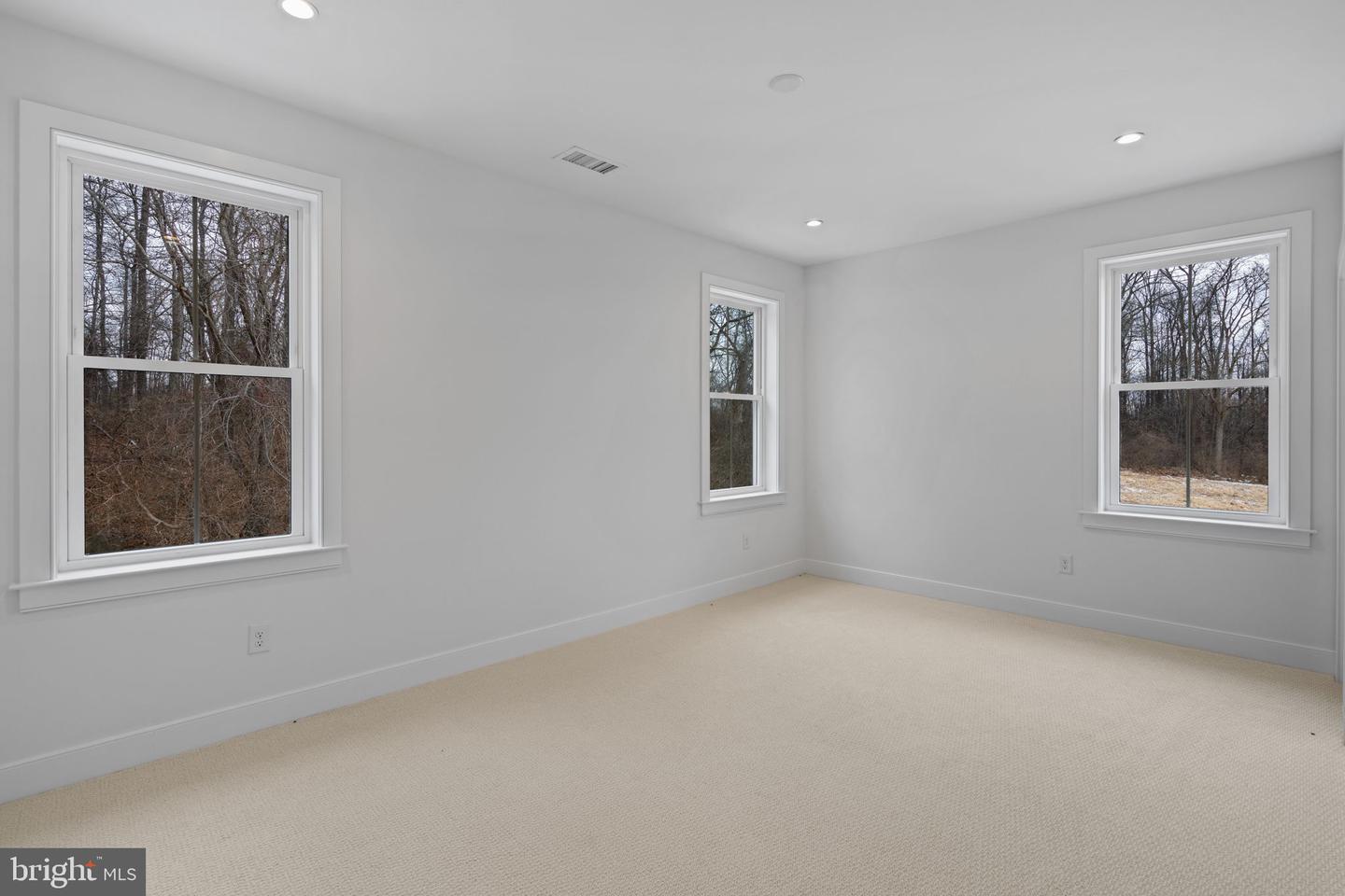 151 Lexington Manor #lot 10 Property Photo 21